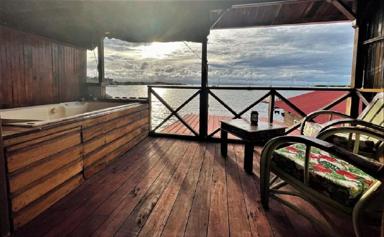 Villa Amaya Bocas del Toro Buitenkant foto
