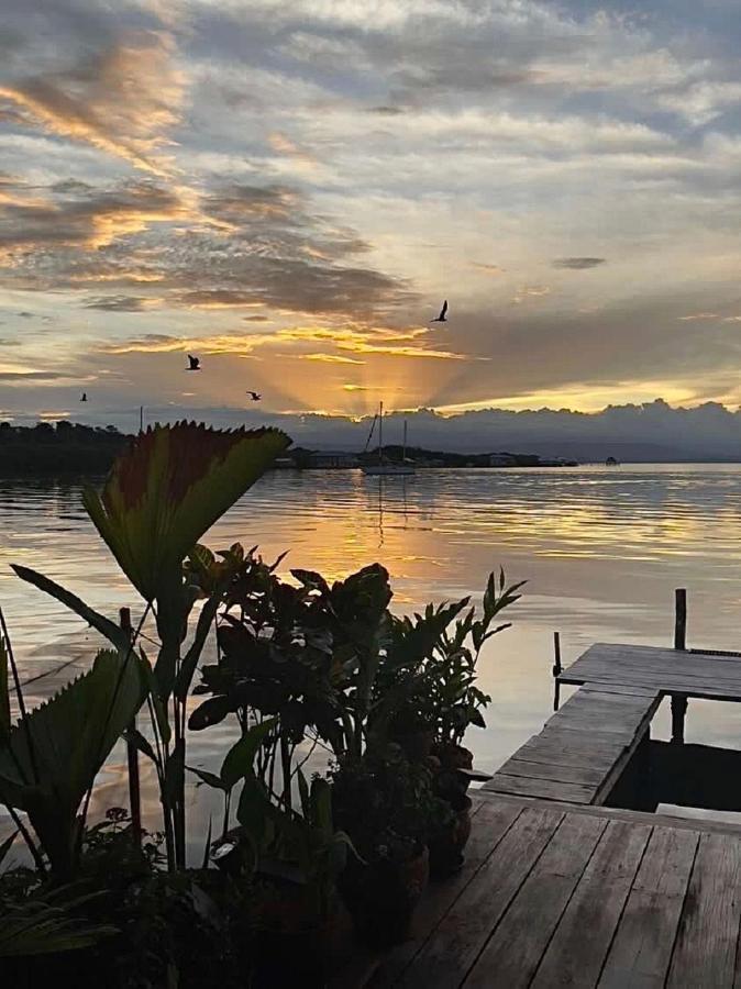 Villa Amaya Bocas del Toro Buitenkant foto